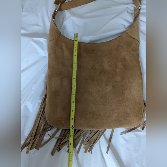 🔥Soft Suede Tan Fringe Shoulder Bag - Picture 4 of 9